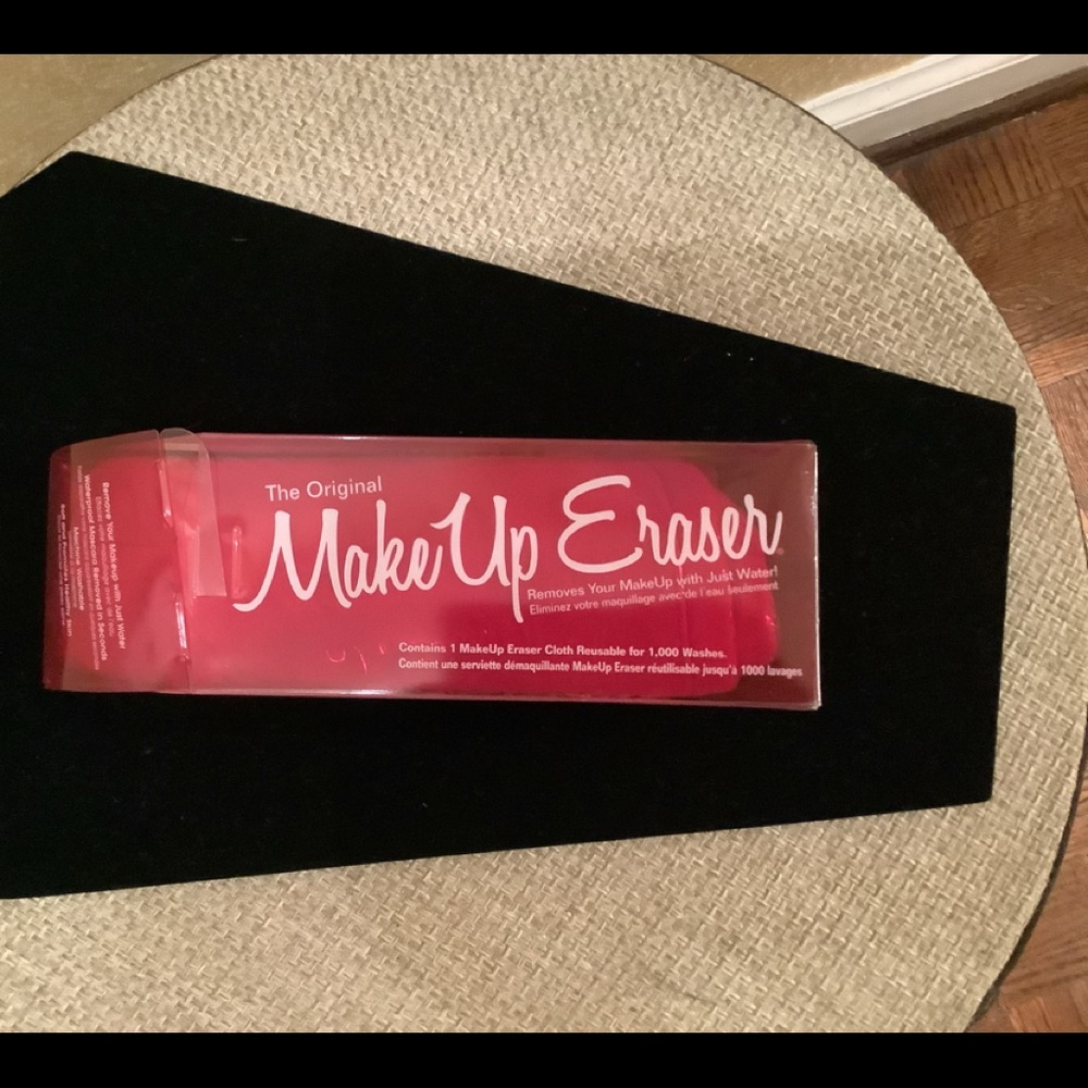 MakeUp Eraser - Picture 2 of 2